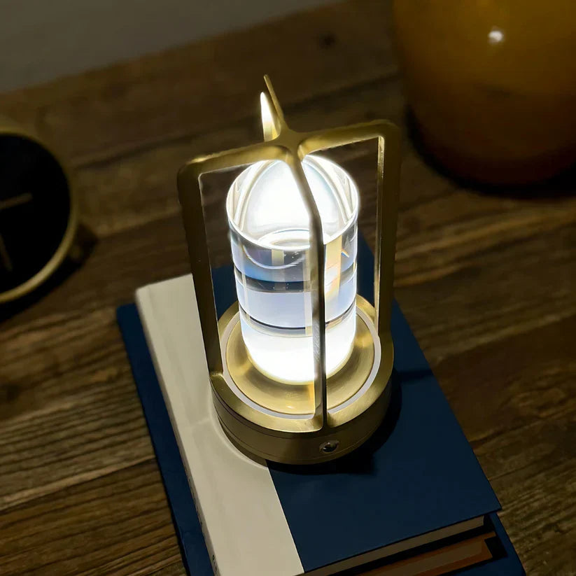 LW™ - Crystal Lantern Light