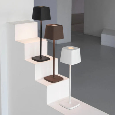 LW™ Portable Table Lamp