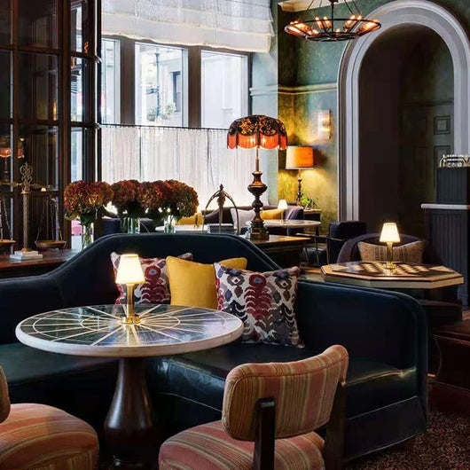 LW™ Cordless Table Lamp