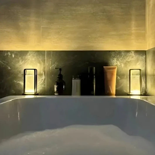 LW™ - Crystal Lantern Light