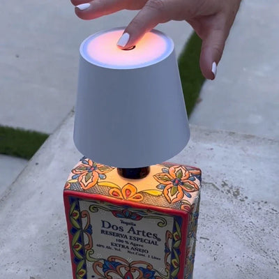 LW™ Lumina Bottle Light